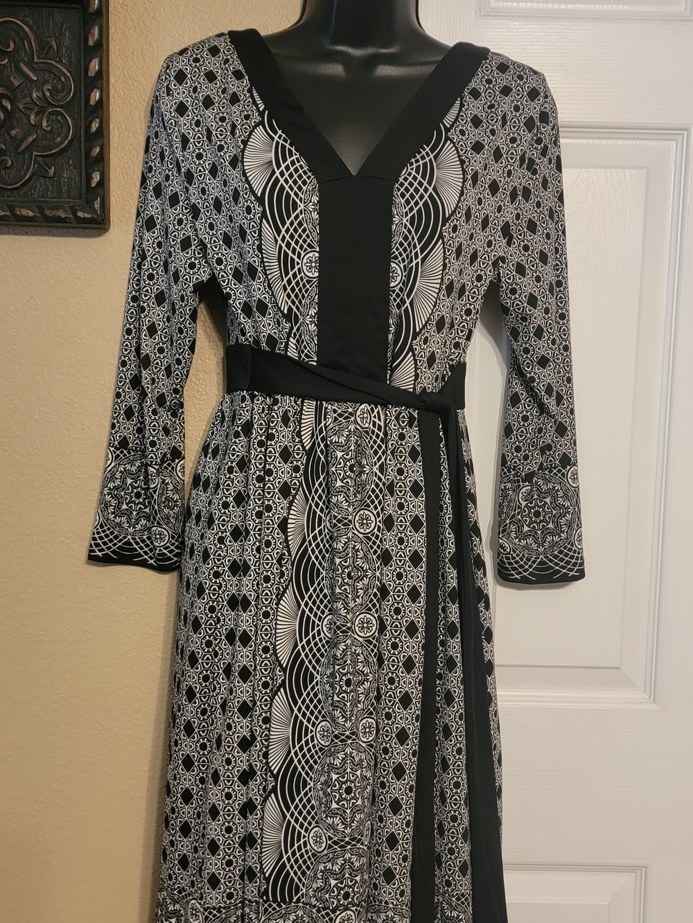 ECI Black and White Long Sleeve Wrap-Style Dress